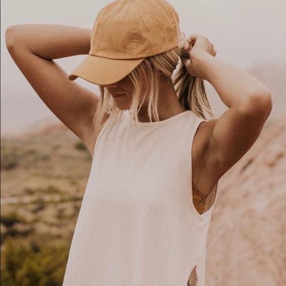 WOMENS LULULEMON MYSTERY BOX 6/$100 - Picture 7 of 7